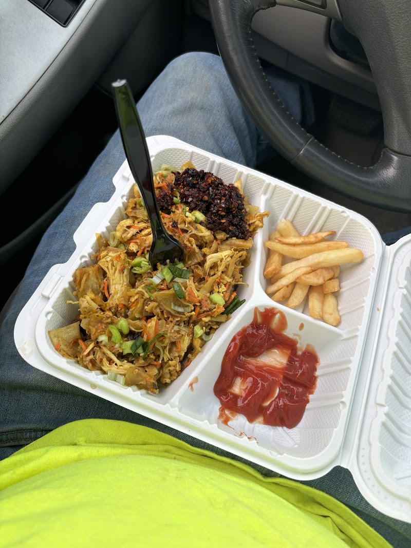 Sri Lankan Cinnamon Breeze Food Truck Restaurant — Street Food in Albany
