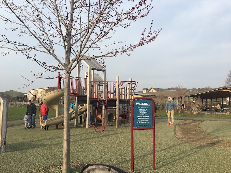 Pierson Park — Beaches in Tarrytown. Rated 4.7 stars.