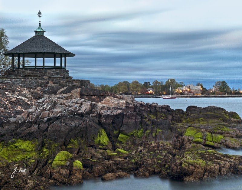 Larchmont Manor Park — Beaches in Tarrytown. Rated 4.8 stars.