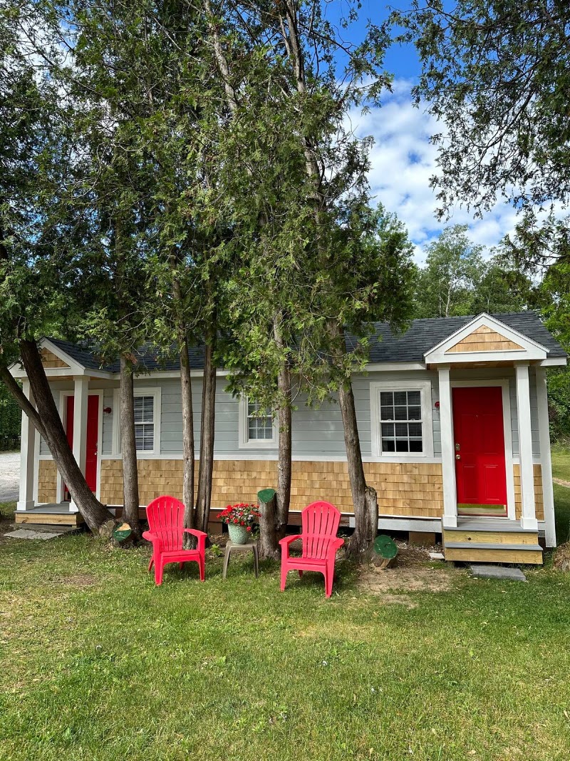Saratoga Cabins — Hotels & Accommodation in Saratoga Springs. Rated 4.8 stars.